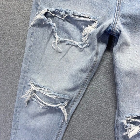 American Eagle Jeans Womens 4 Blue Mom High Rise Light Wash Distressed Denim - Picture 3 of 14